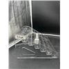 Image 4 : 7-Tier Clear Acrylic Display Shelf for Organizing Small Items – Nail Polish Not Included