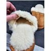 Image 3 : Tan and White Shearling-Lined Slippers