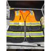Image 2 : ArcRidge SV432 Two-Tone Reflective Safety Vest, Class 2, Size Large