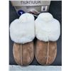 Image 3 : Nuknuuk Women’s Slippers with Shearling Lining Size 7