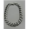 Image 2 : Silver-Toned Chain Necklace and Bracelet Set With Lobster Clasps
