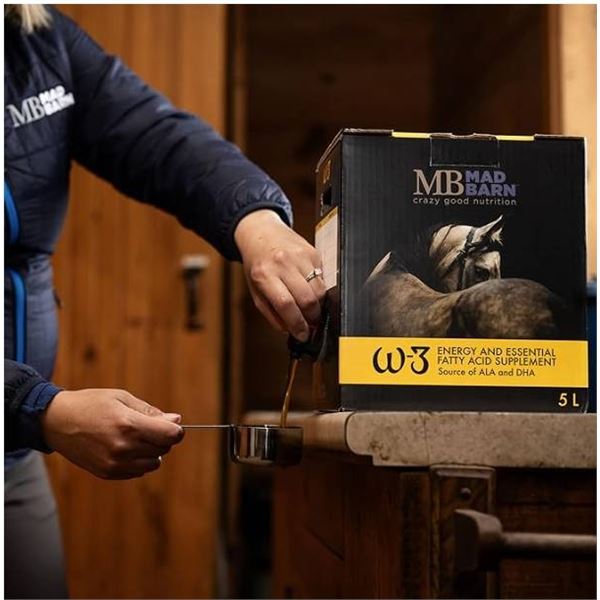 Mad Barn – W-3 Oil 5 L with Omega-3 DHA & Natural Vitamin E | Fat Supplement for Horses | S