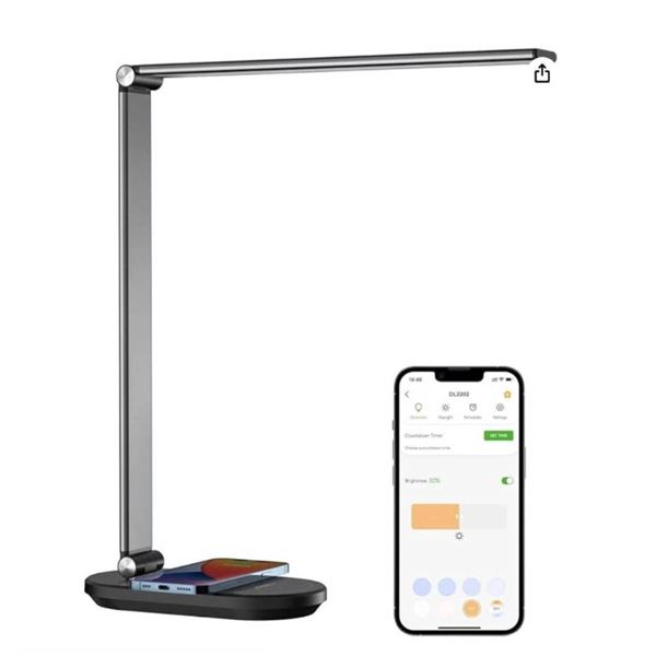 VOCOlinc Smart Desk Lamp DL2202 With Wireless Charging Capability