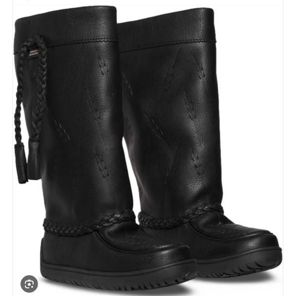 Manitobah Mukluks WP Tamarack Grain Mukluk, Black, Size L05