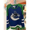 Image 2 : Vancouver Canucks NHL Licensed Jersey, Size L/G, 100% Polyester