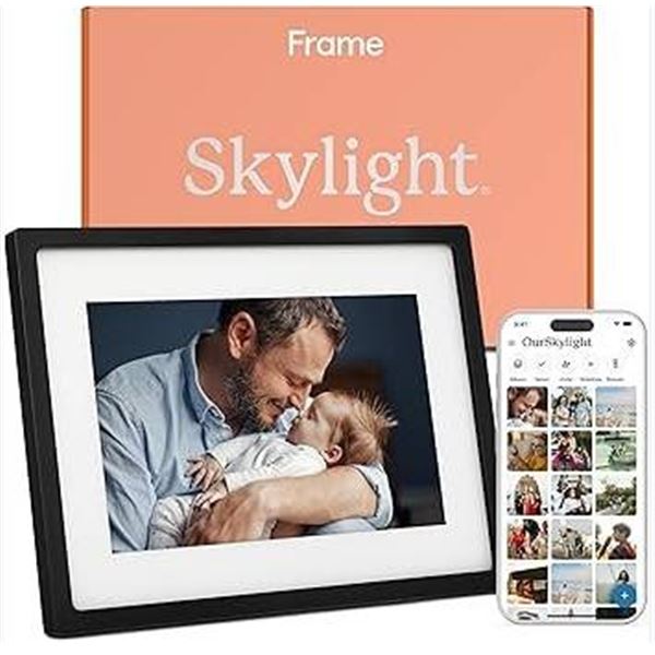 Skylight 15-Inch Digital Photo Frame With WiFi Capability