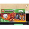 Image 2 : LEGO Minecraft The Nether Portal Ambush , 352 Pieces