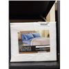 Image 2 : Comfy Bamboo World Queen Sheet Set with 2 Pillowcases-White