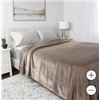 Image 1 : Kirkland Signature King Size Plush Blanket – Tres Grand Lit