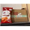 Image 2 : Core-Mark Shipment and Ketchup Flavored Potato Chips (8 x 180g)