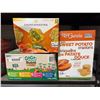 Image 2 : 3 Crackers and Pureed Fruit Pouches Assortment