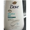 Image 3 : Dove Sensitive Skin Hypoallergenic Body Wash 30.6 fl oz (905 mL)