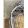Image 4 : Lot of 12 Packs of 4-Inch Skewers, 300 Pieces Each