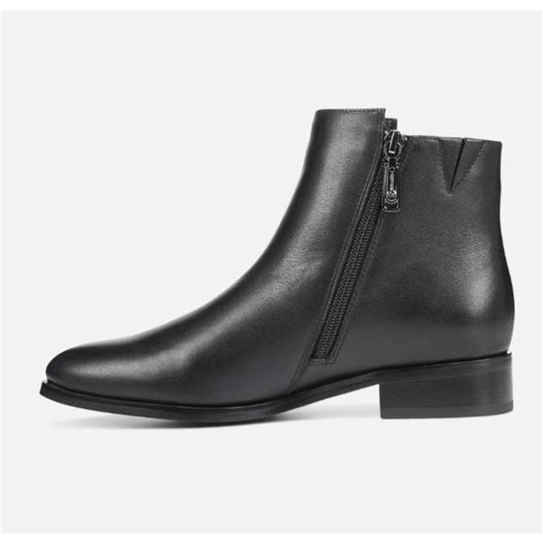 Aldo’s Women’s Black Ankle Boots, Size US 9