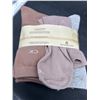 Image 2 : Calvin Klein Women’s Casual Dress Crew Socks – 10 Pairs, Size 4-10