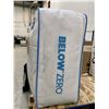 Image 3 : Queen Grand Below Zero Duvet Cover