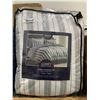 Image 2 : Comfy Bamboo World Graham Comforter Set, Queen Size, 7 Pieces