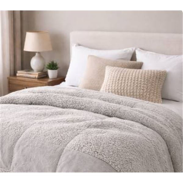 Gray Faux Sheepskin Throw Blankets with Straps
