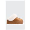 Image 1 : Kirkland Ladies’ Shearling Platform Slippers, Tan Havane, Size 7, Item 7771761