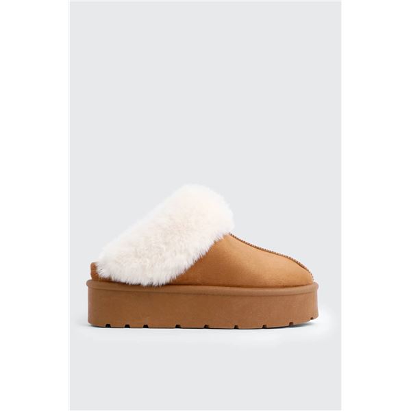 Kirkland Ladies’ Shearling Platform Slipper, Size 8 US, Tan Havane