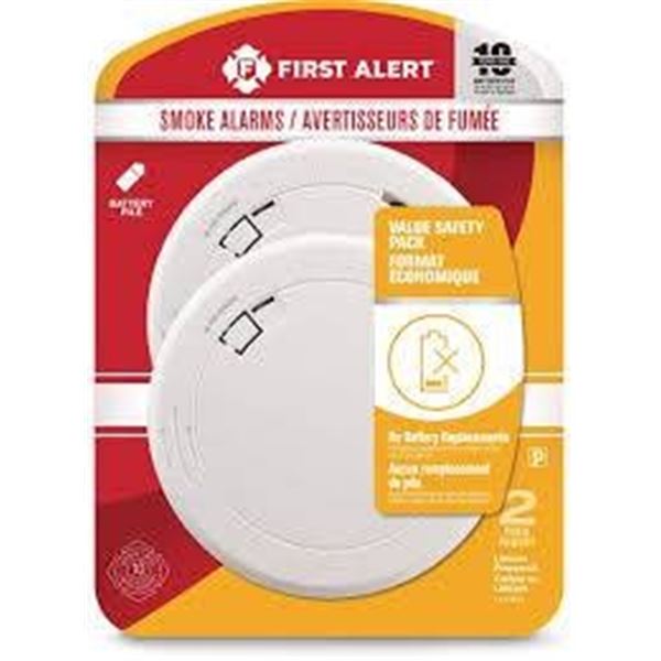 First Alert Smoke Alarm Model SA300LPT With Battery Included