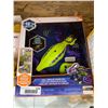 Image 2 : Hexbug Remote Control Wall Crawler Chameleon With LED Lights