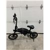 Image 2 : Jetson Bolt Folding Electric Ride-On, Easy-Folding, Built-in Carrying Handle, Twist Throttle