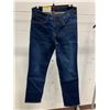 Image 2 : Lucky Brand Women’s Mid Rise Straight Jeans, Size 6/28