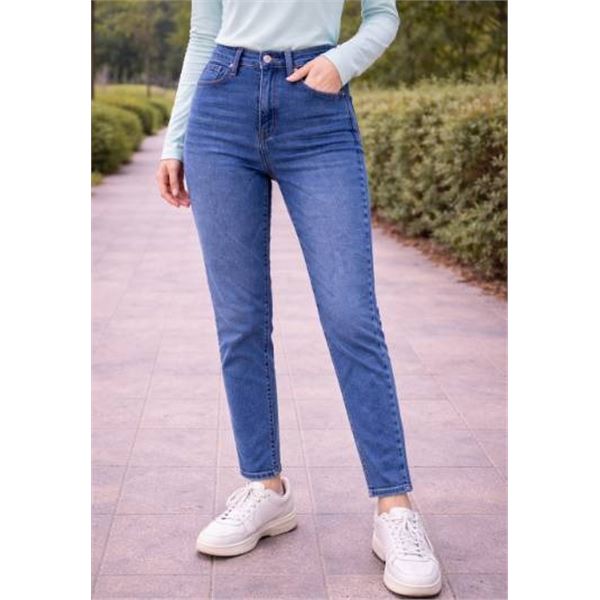 Levi Strauss & Co. High-Waisted Mom Jeans, Size 27