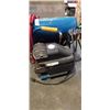 Image 2 : AIR COMPRESSOR W/ HOSE
