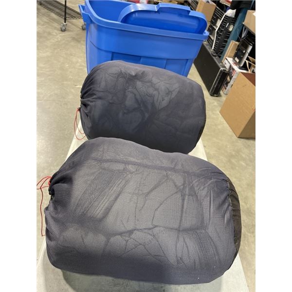 2 MODULAR SLEEPING BAGS INTERMEDIATE COLD, GOOD CLEAN CONDITION  IN TOTE