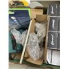 Image 5 : TRAY OF MAKITA JIGSAW AND INDOOR OUTDOOR ATENNA  FOR DIGITAL HDTV