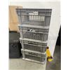 Image 2 : STACKING CRATES AND STORAGE BOXES