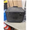 Image 6 : STACKING CRATES AND STORAGE BOXES