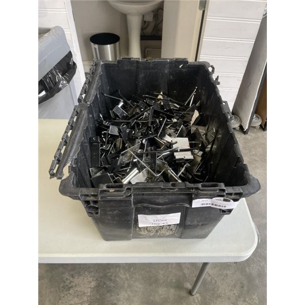 LOT OF DLST WALL HOOKS AND BRACKETS