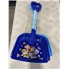 Image 1 : 3 NEW PLASTIC SHOVELS