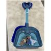 Image 1 : 3 NEW PLASTIC SHOVELS