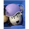 Image 4 : 4 AS NEW BIKE HELMETS IN TOTE