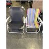 Image 2 : 4 FOLDING BEACH CHAIRS