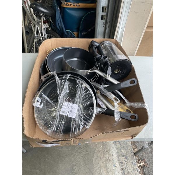 LOT OF BLUE DIAMOND AND TFAL FRYING PANS AND ELECTRIC KETTLE