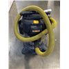 Image 1 : DEWALT 10 GALLON WET DRY SHOP-VAC WORKING WITH HOSE