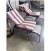 Image 3 : 5 PC PATIO SET