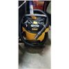 Image 1 : DEWALT SHOP VAC