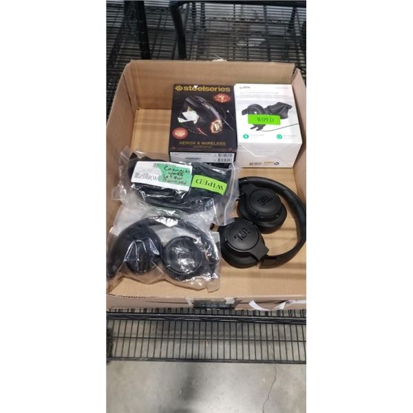 LOT OF DEFECTIVE STORE RETURNS JBLS HEADPHONES AND MOUSE AND CAR MOUNT