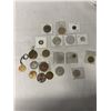 Image 2 : 20 VARIOUS COINS AND TOKENS