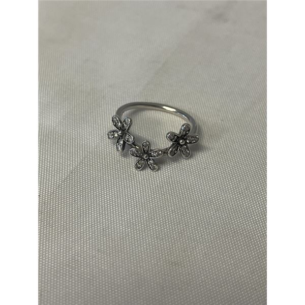 STERLING SILVER W/ TINY STONES FLOWER RING, STERLING SILVER MARKED S925 ALE 54, SIZE 6.75