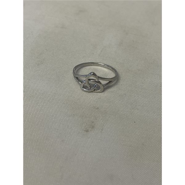 STERLING SILVER CELTIC DESIGN RING MARKED 925 SIZE 8
