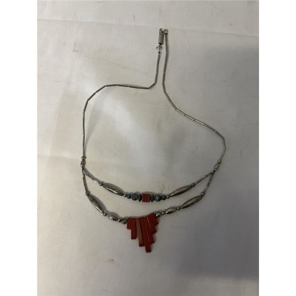 VINTAGE NATIVE AMERICAN LIQUID SILVER NECKLACE W/ JASPER STONES