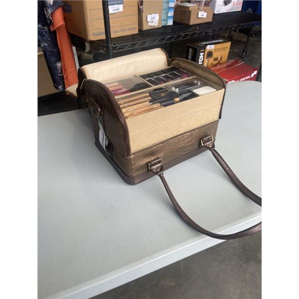 NEW LEATHER TRAVEL MAKEUP KIT, ALL NEW SEALED