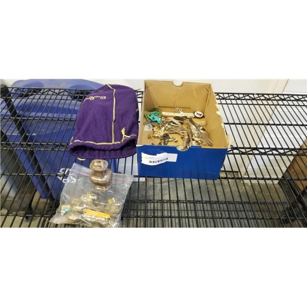 ASSORTED SILVERPLATE CUTLERY AND SMALL SERVING ITEMS